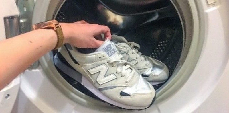 Cách giặt giày bằng máy giặt