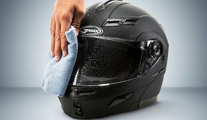 Cách giặt mũ bảo hiểm