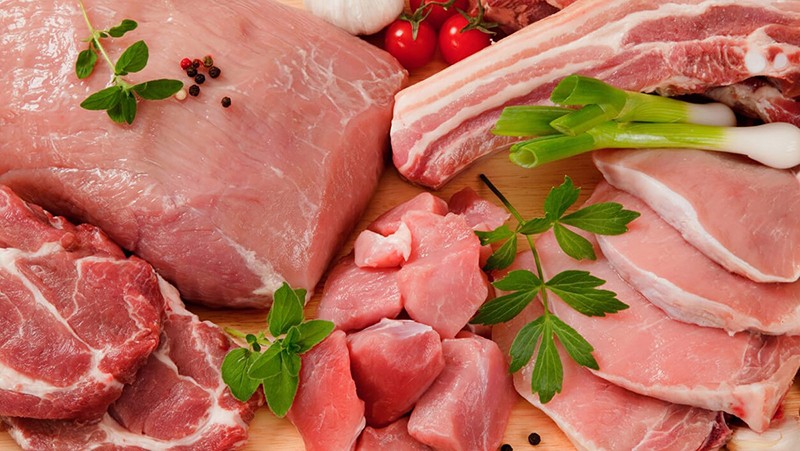 Tại sao thịt lợn có mùi hôi
