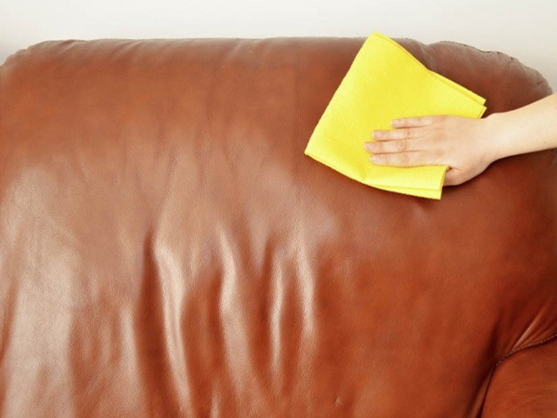 Cách tẩy bút lông không xóa được trên gỗ, da, kính, gạch men